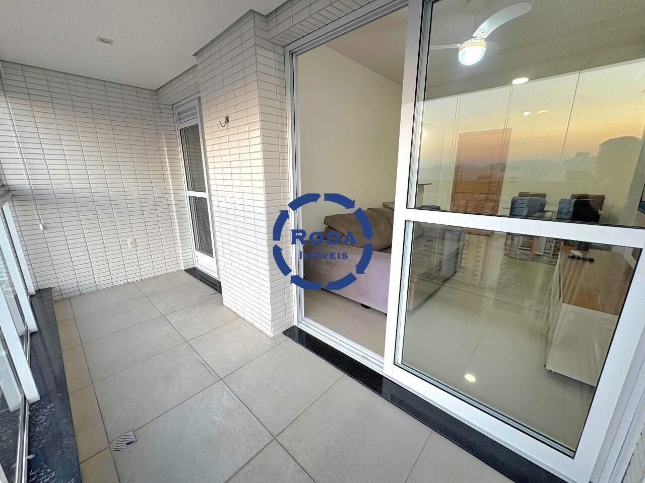 Apartamento para aluguel no Embaré: 