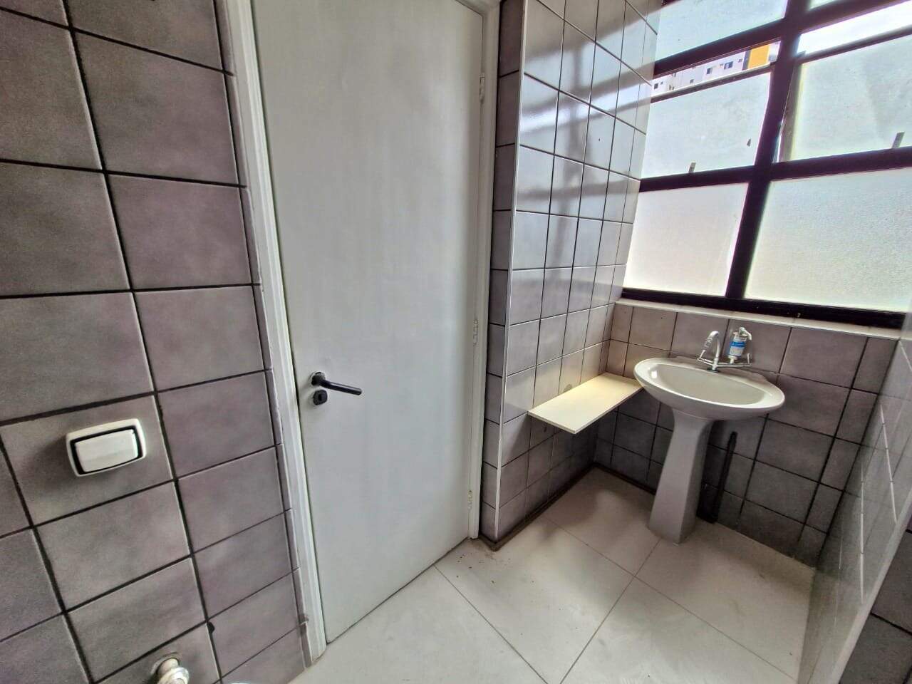 Sala para aluguel no Pompéia: 