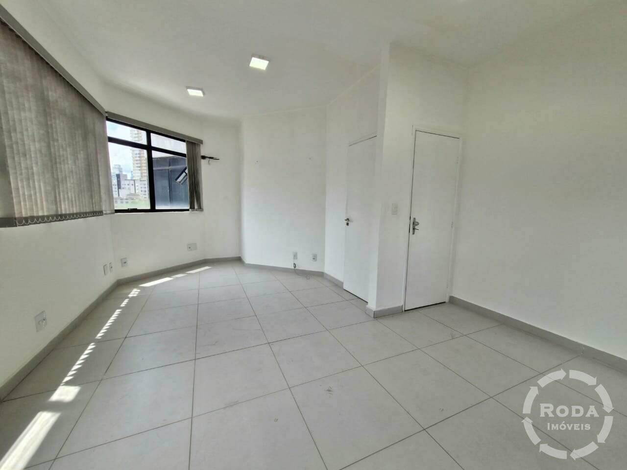 Sala para aluguel no Pompéia: 