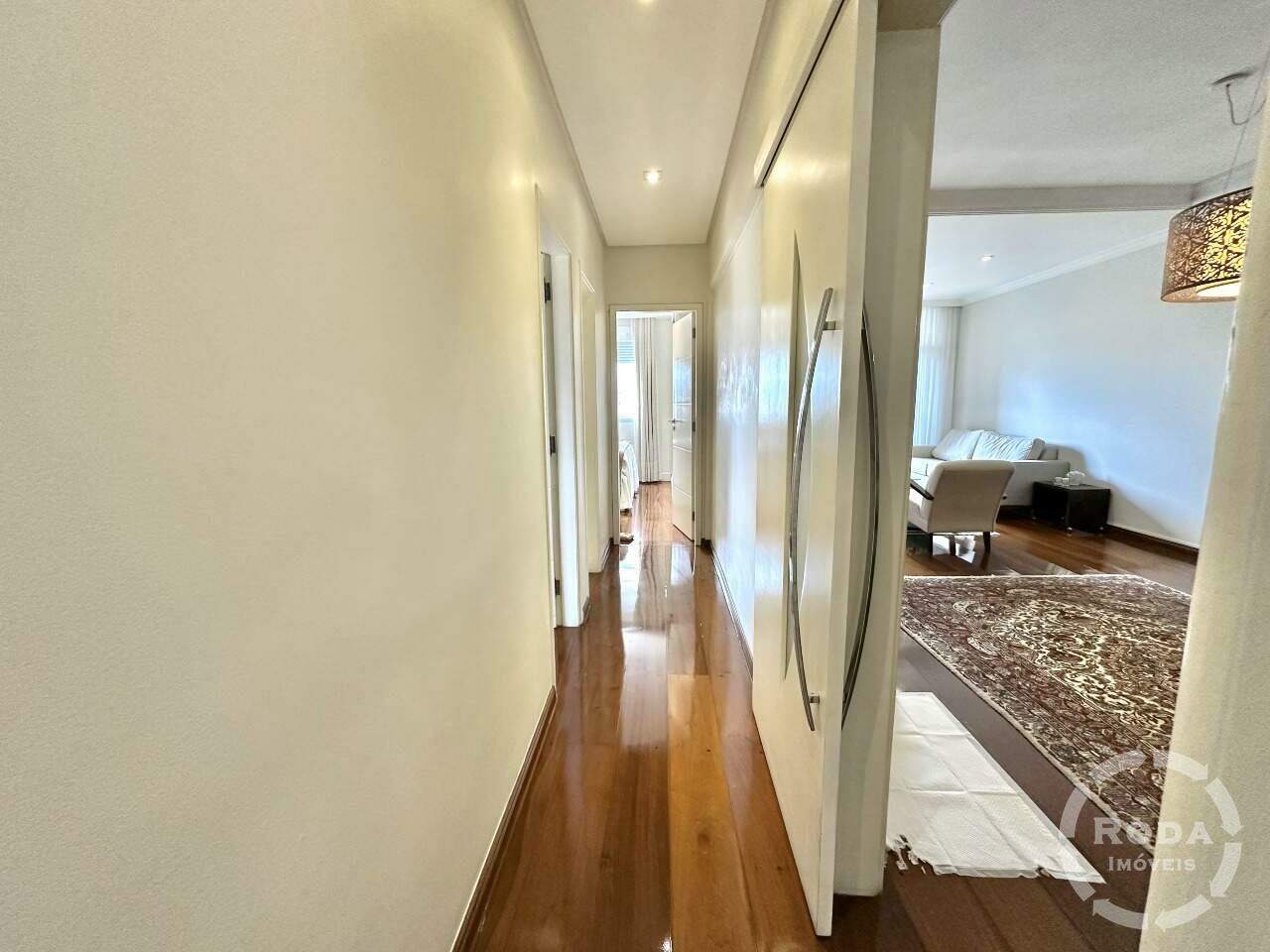 Cobertura à venda no Ponta da Praia: 