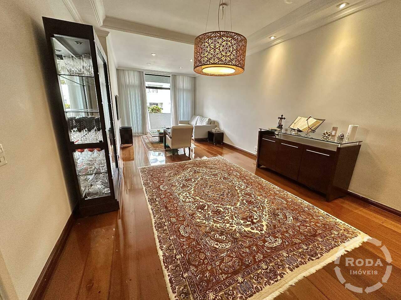 Cobertura à venda no Ponta da Praia: 