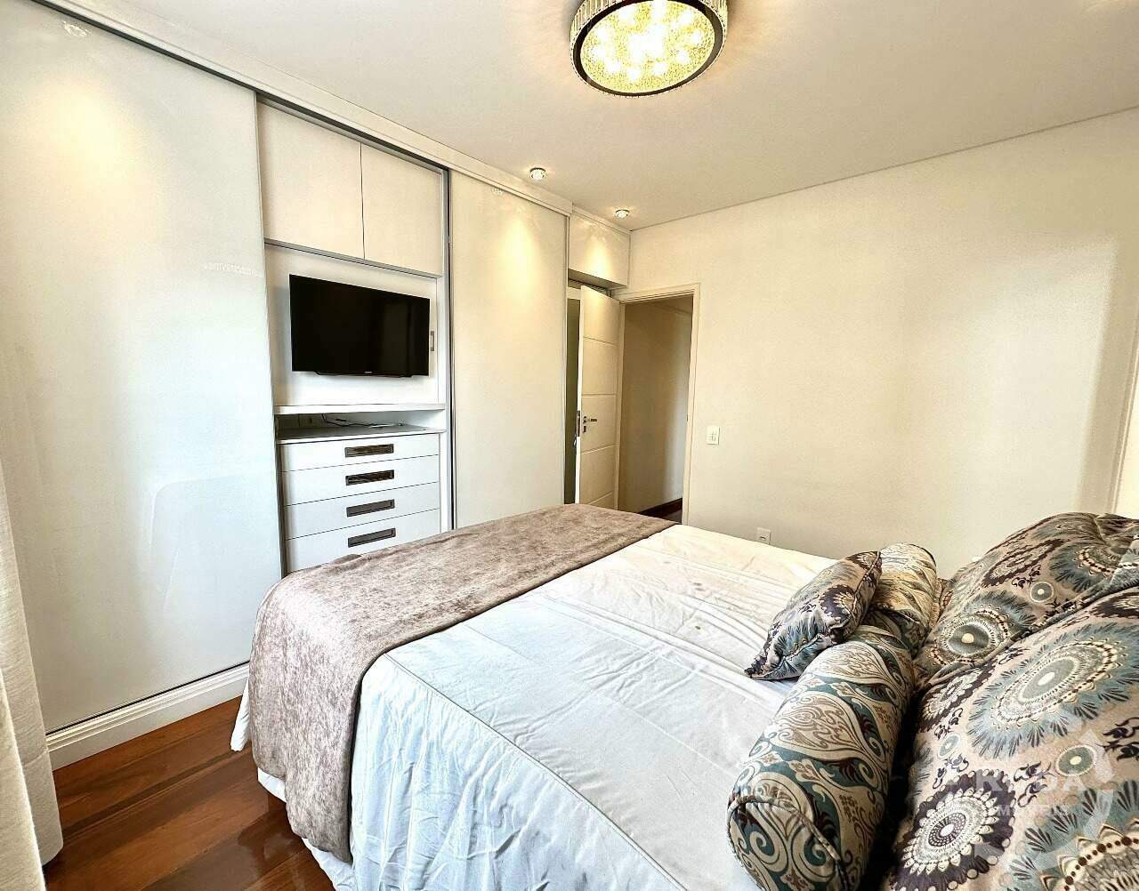 Cobertura à venda no Ponta da Praia: 