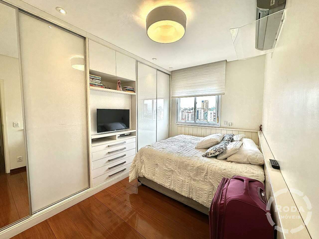 Cobertura à venda no Ponta da Praia: 