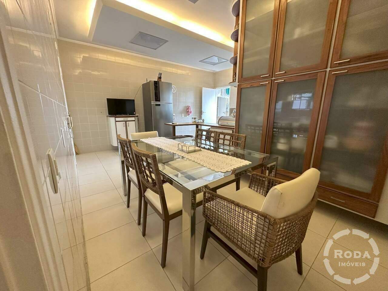 Cobertura à venda no Ponta da Praia: 