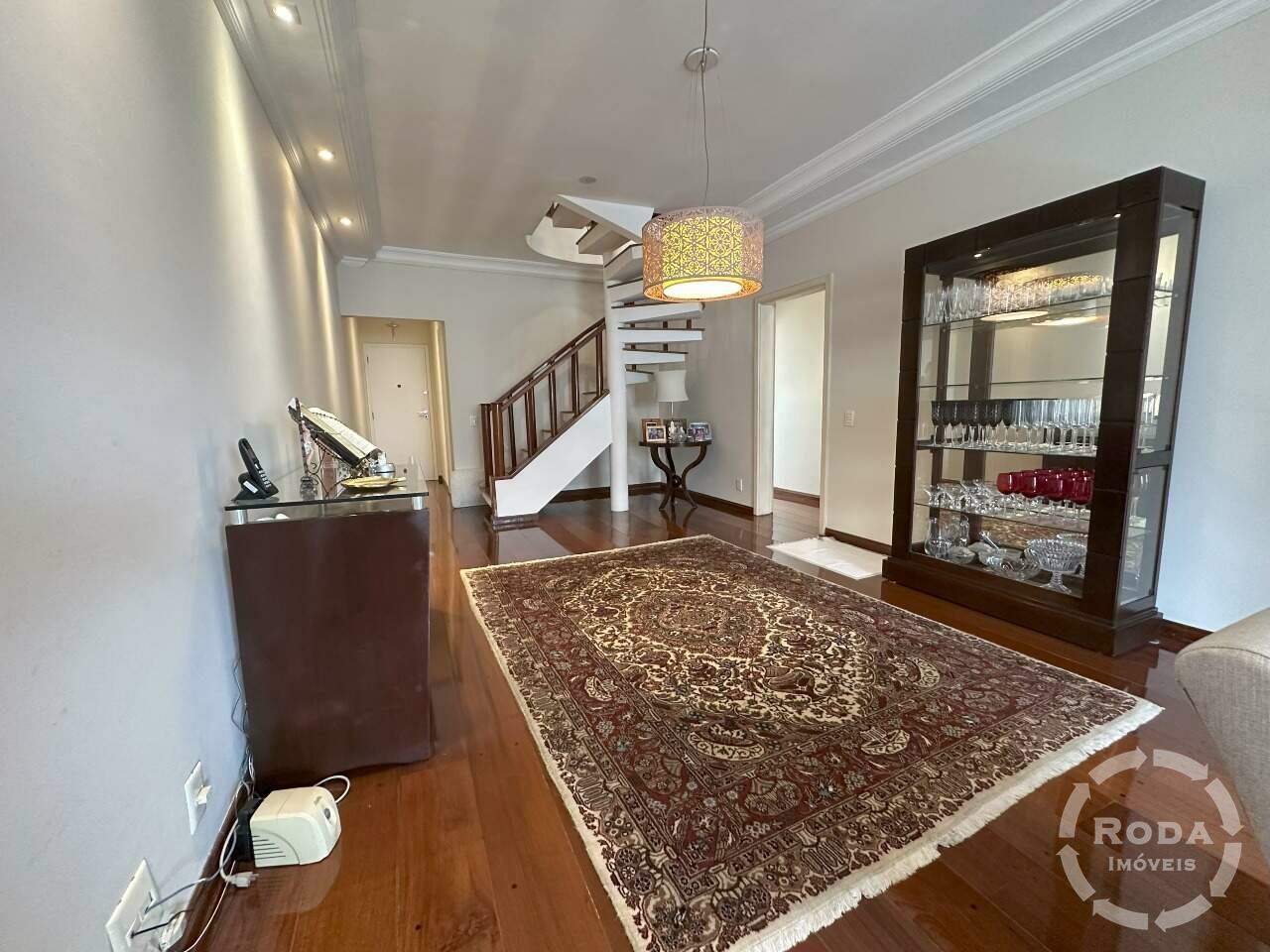 Cobertura à venda no Ponta da Praia: 