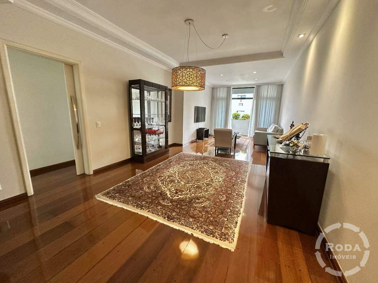 Cobertura à venda no Ponta da Praia: 