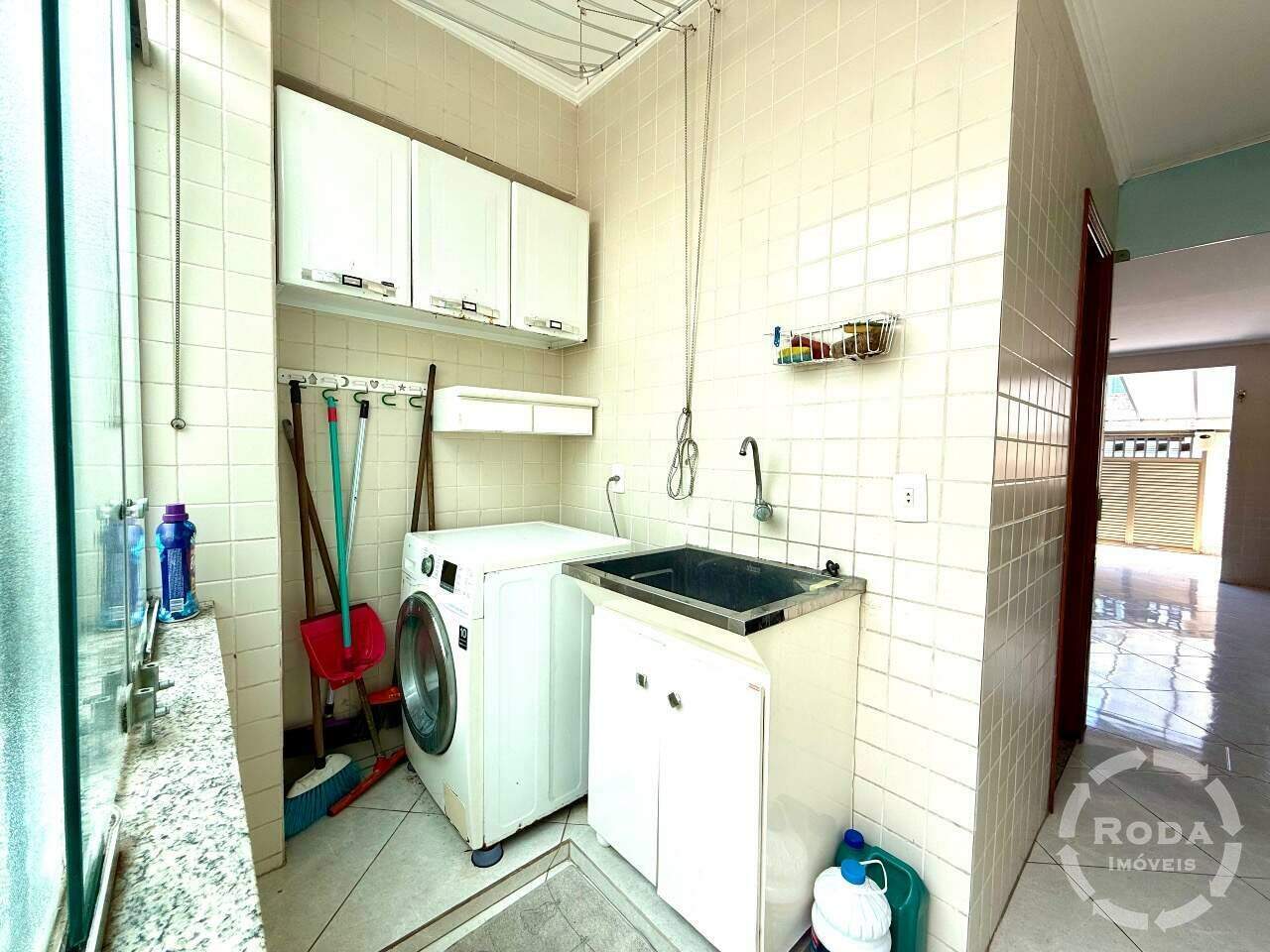 Casa à venda no Embaré: 