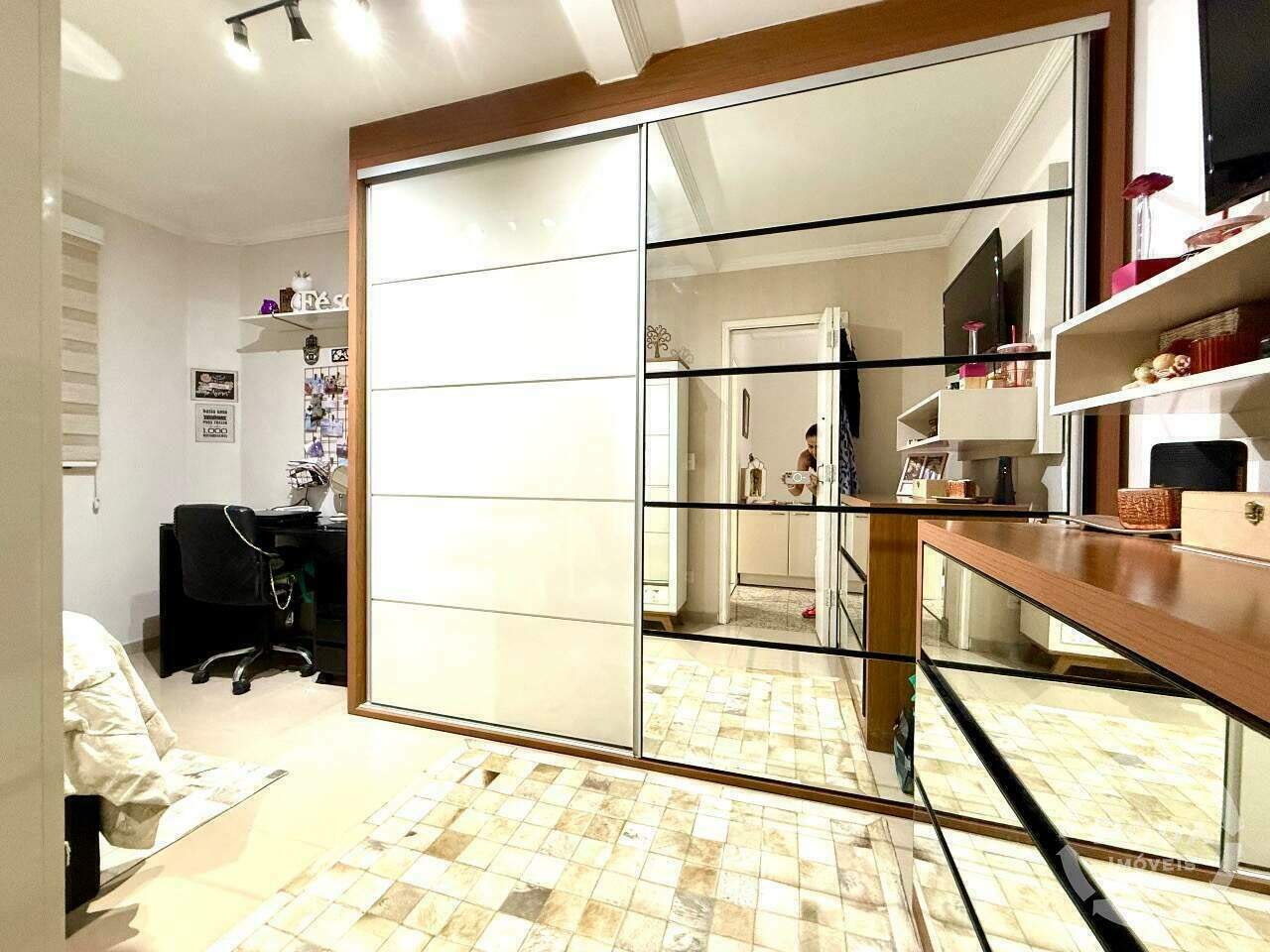 Casa à venda no Embaré: 