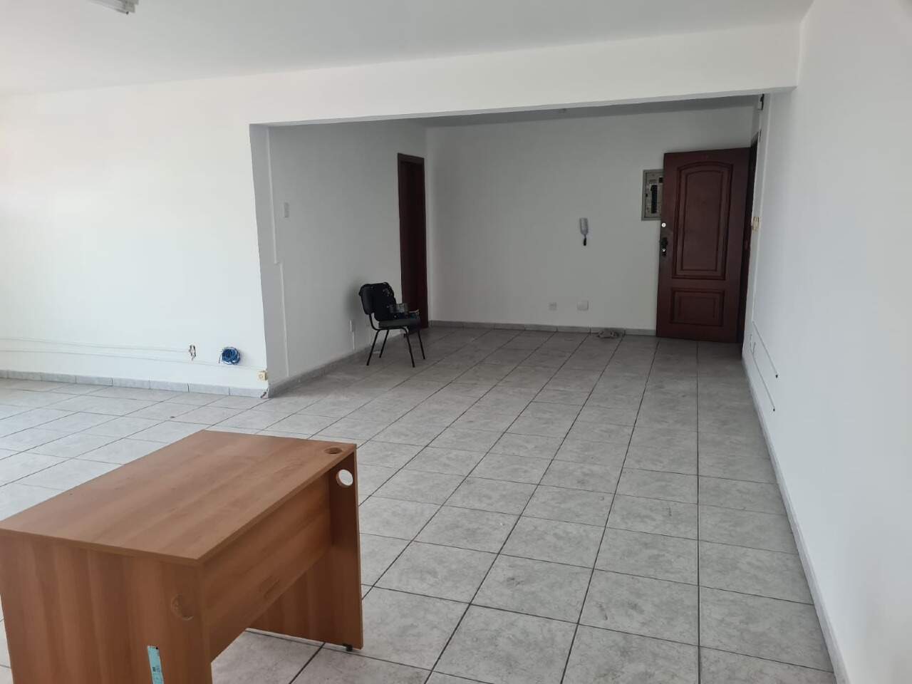 Conjunto Comercial para aluguel no Encruzilhada: 