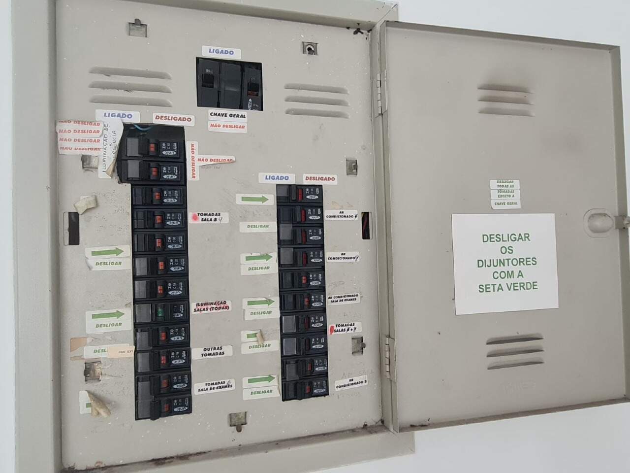 Conjunto Comercial para aluguel no Encruzilhada: 