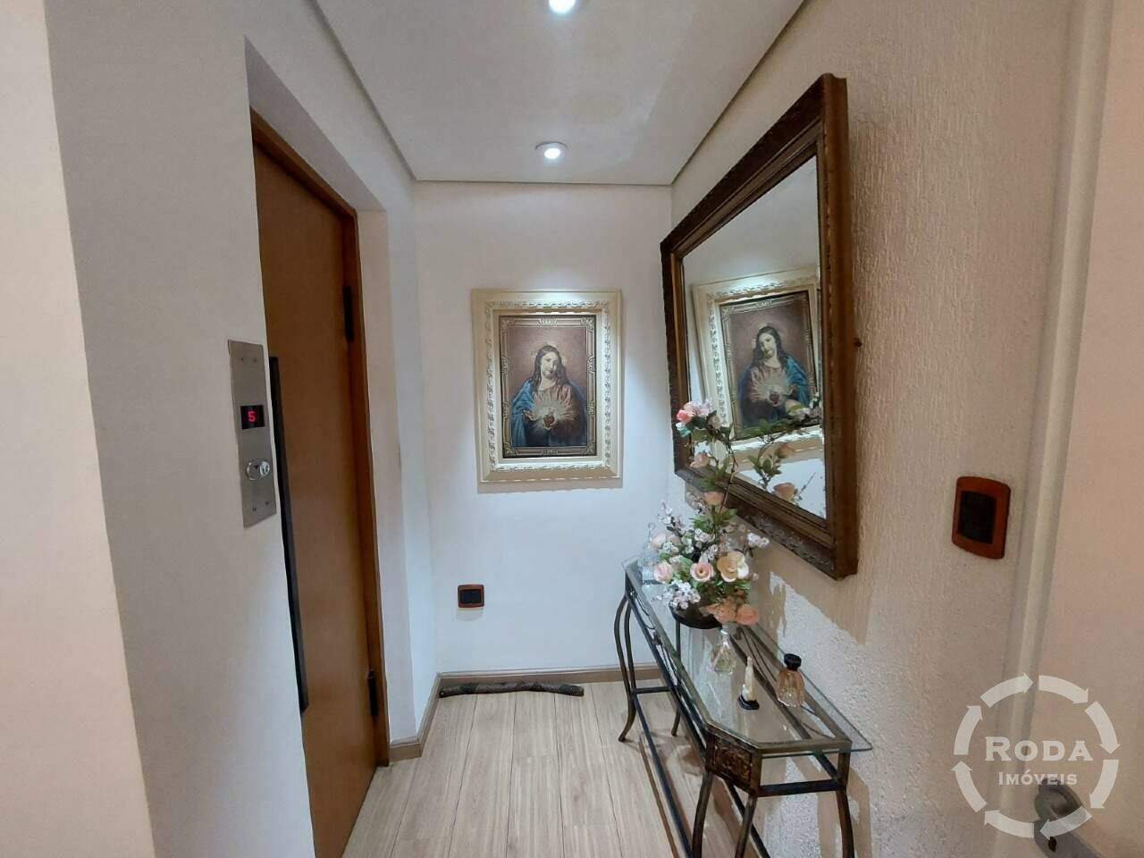 Apartamento à venda no Ponta da Praia: 