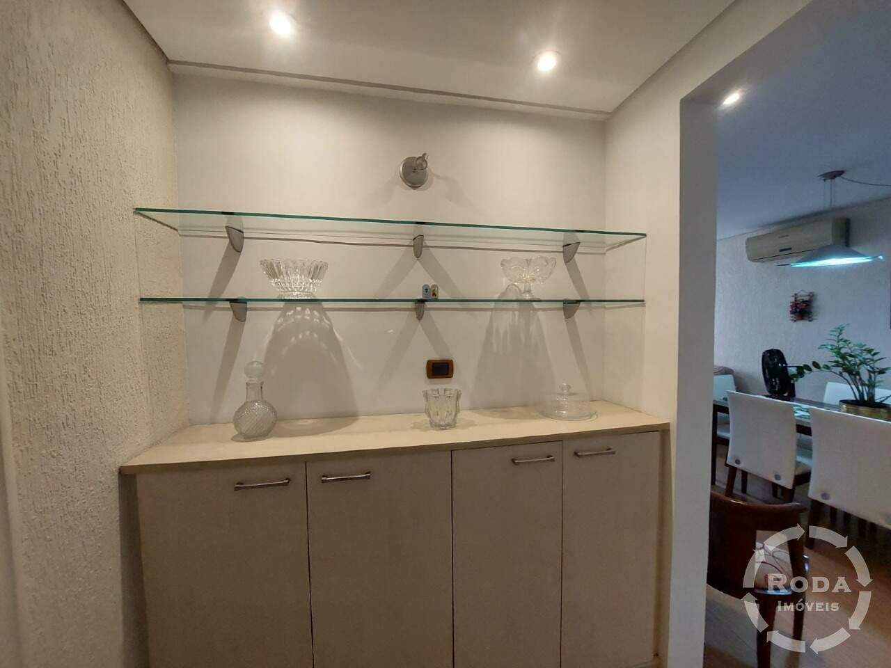 Apartamento à venda no Ponta da Praia: 