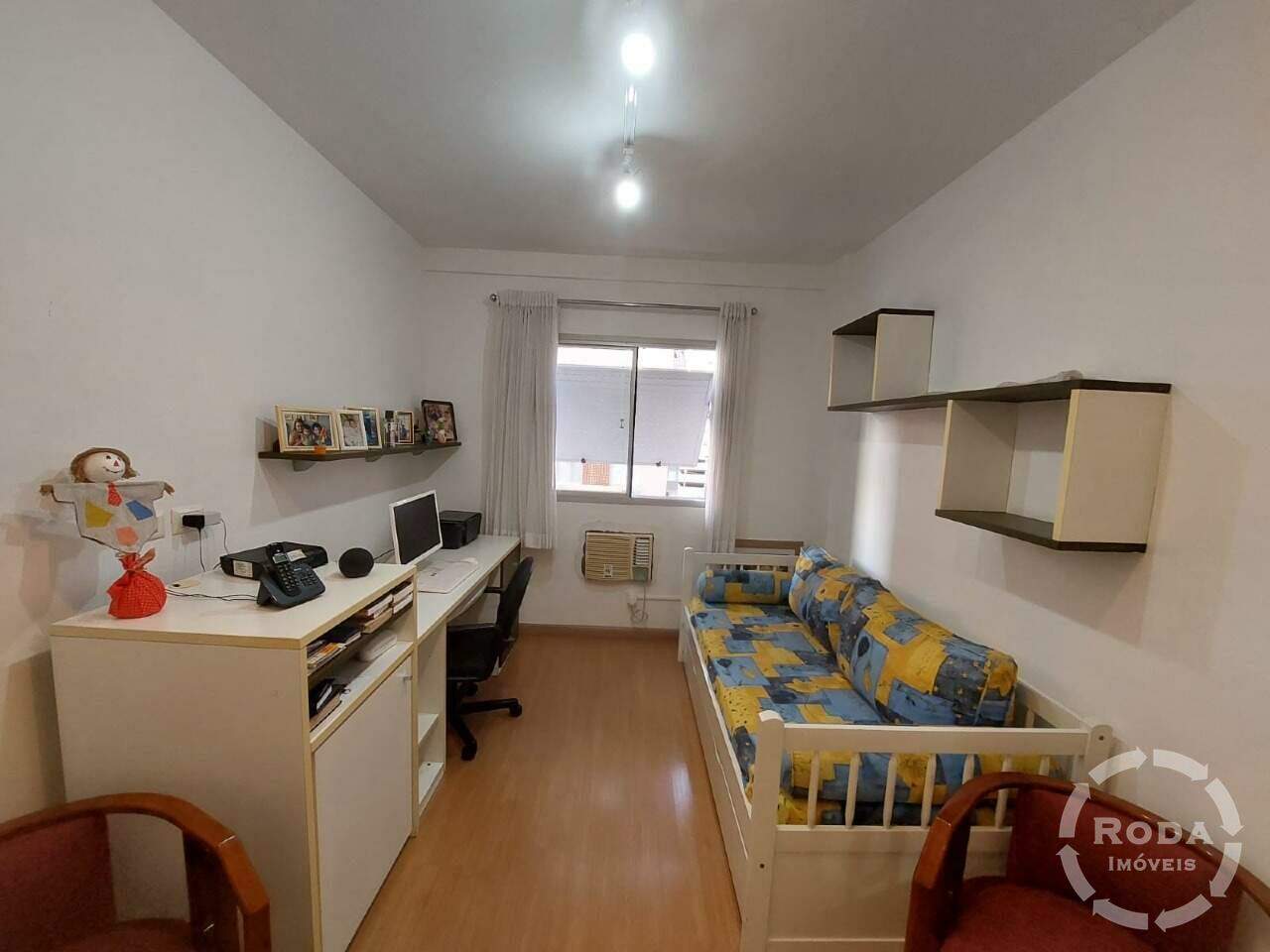 Apartamento à venda no Ponta da Praia: 