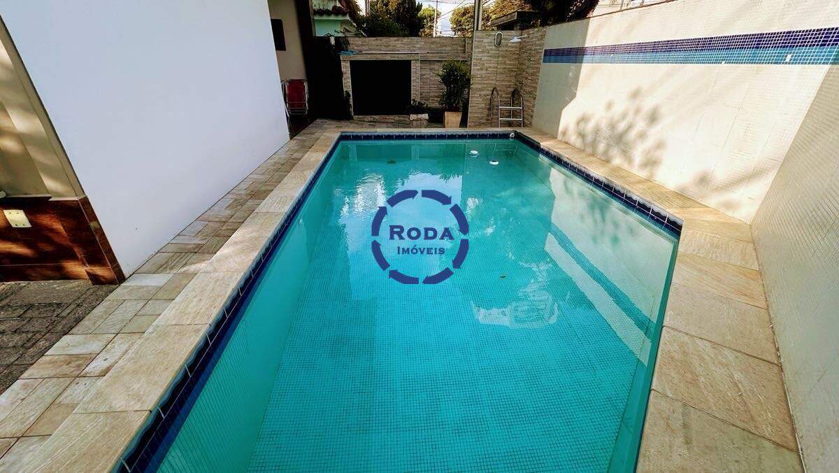 Casa à venda no Embaré: 