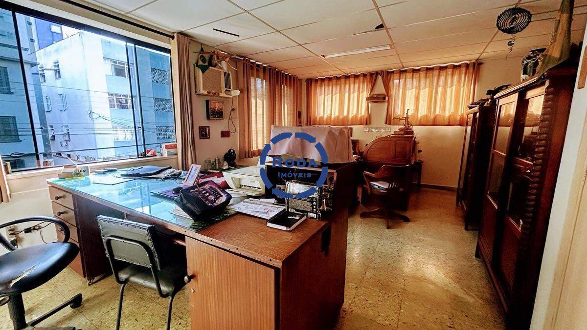 Casa à venda no Embaré: 