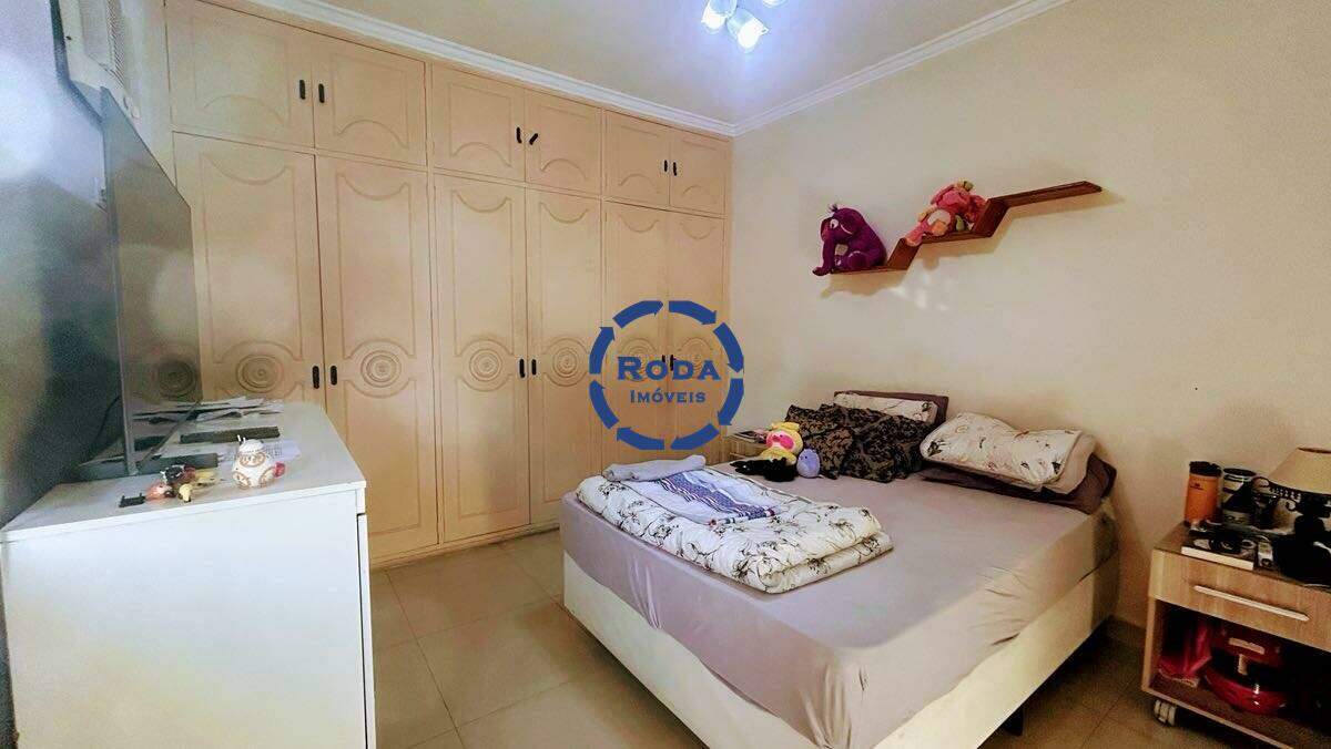 Casa à venda no Embaré: 