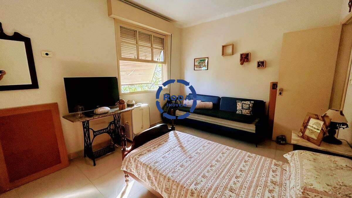 Casa à venda no Embaré: 