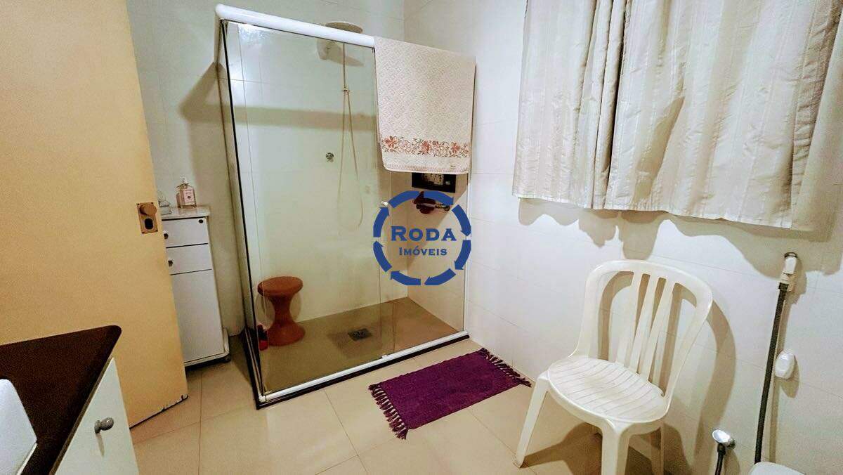 Casa à venda no Embaré: 
