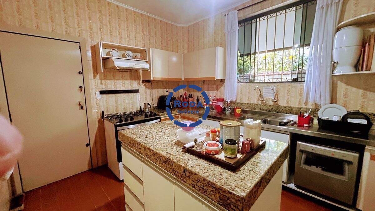 Casa à venda no Embaré: 