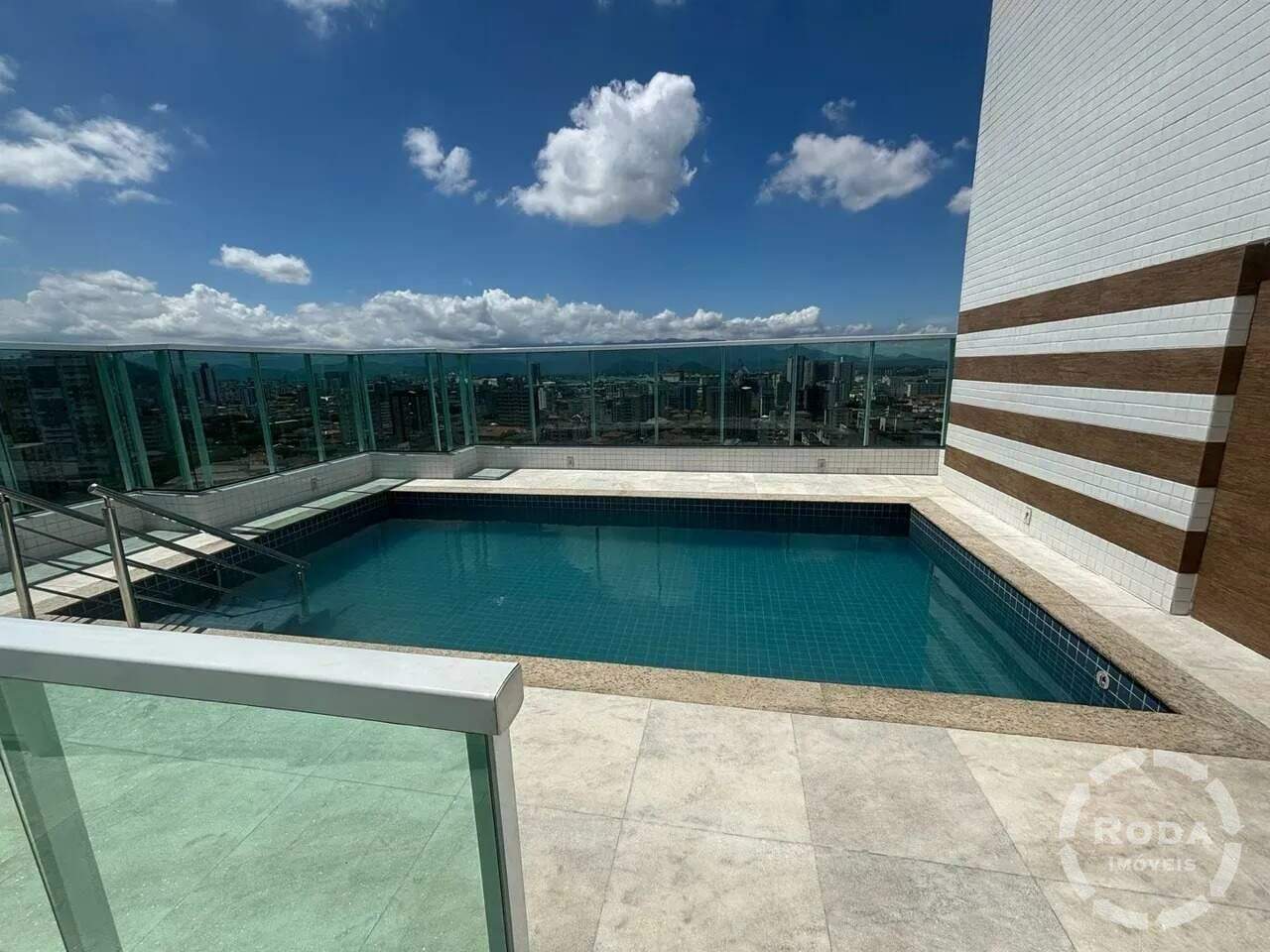 Apartamento à venda no Embaré: 