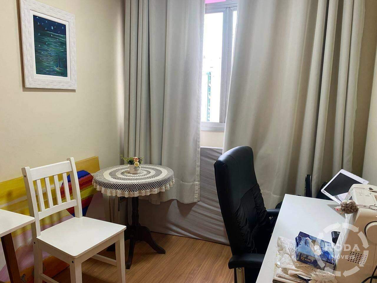 Apartamento à venda no Gonzaga: 