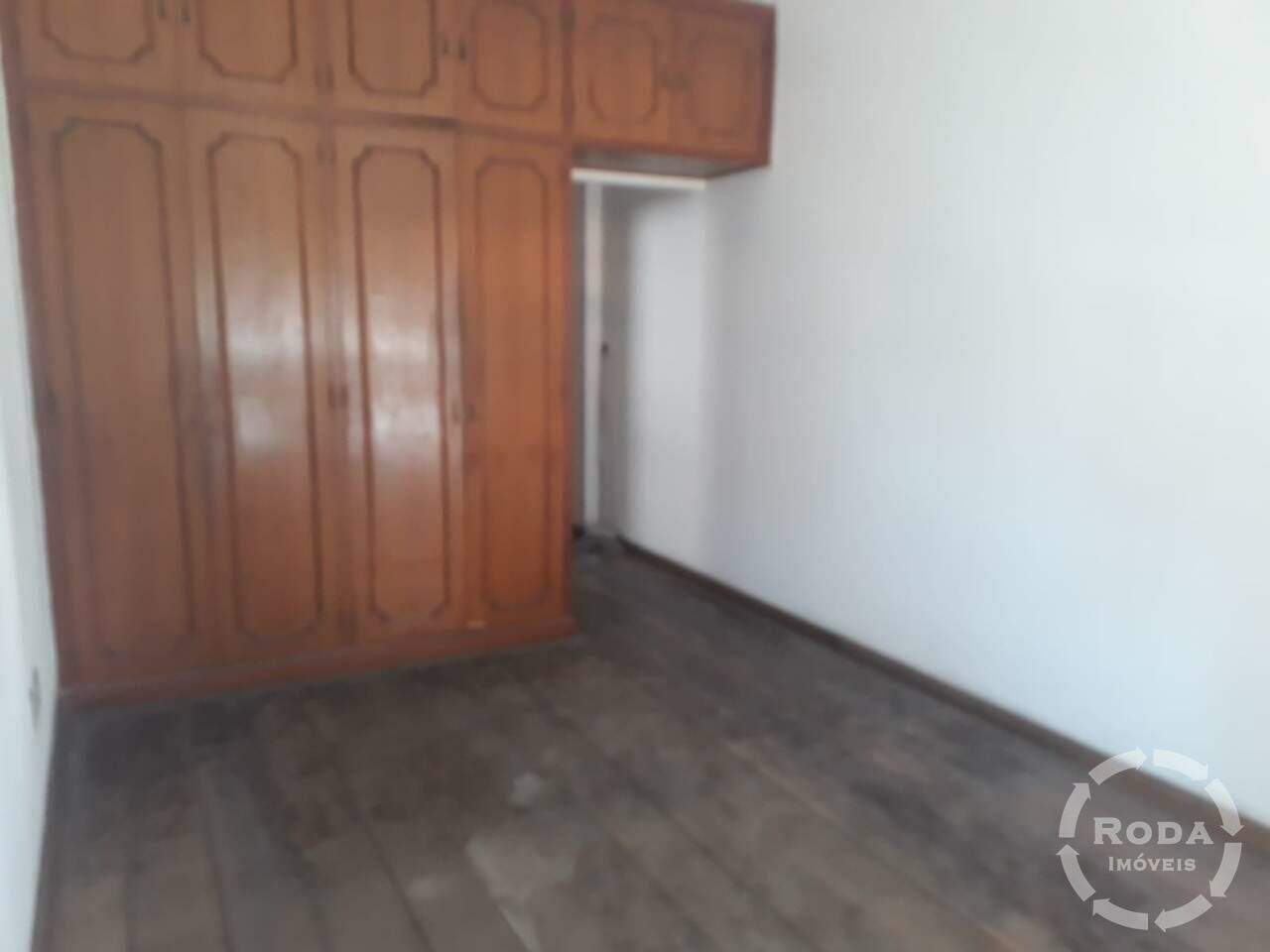 Apartamento à venda no Ponta da Praia: Dormitório Suíte