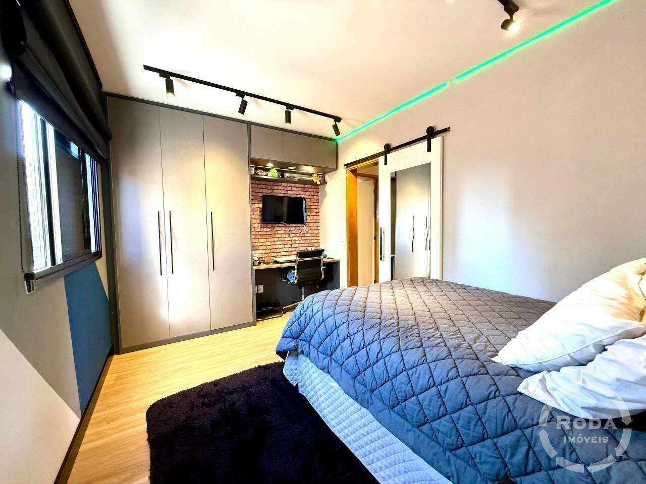 Apartamento à venda no Ponta da Praia: 