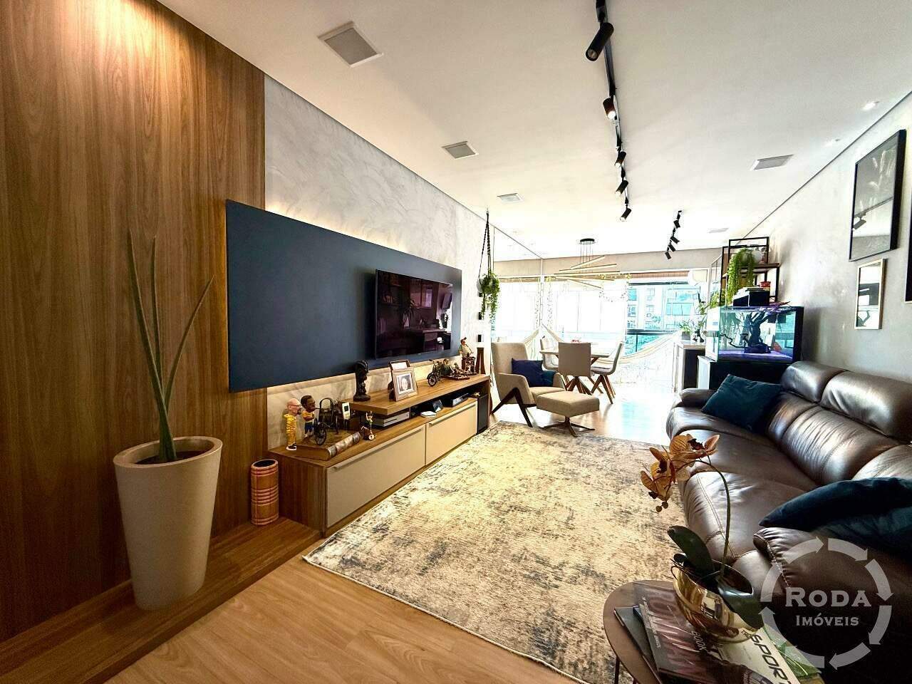 Apartamento à venda no Ponta da Praia: 
