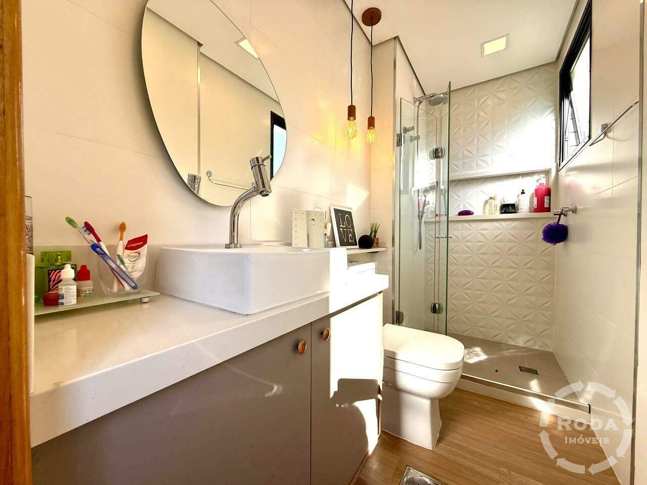 Apartamento à venda no Ponta da Praia: 