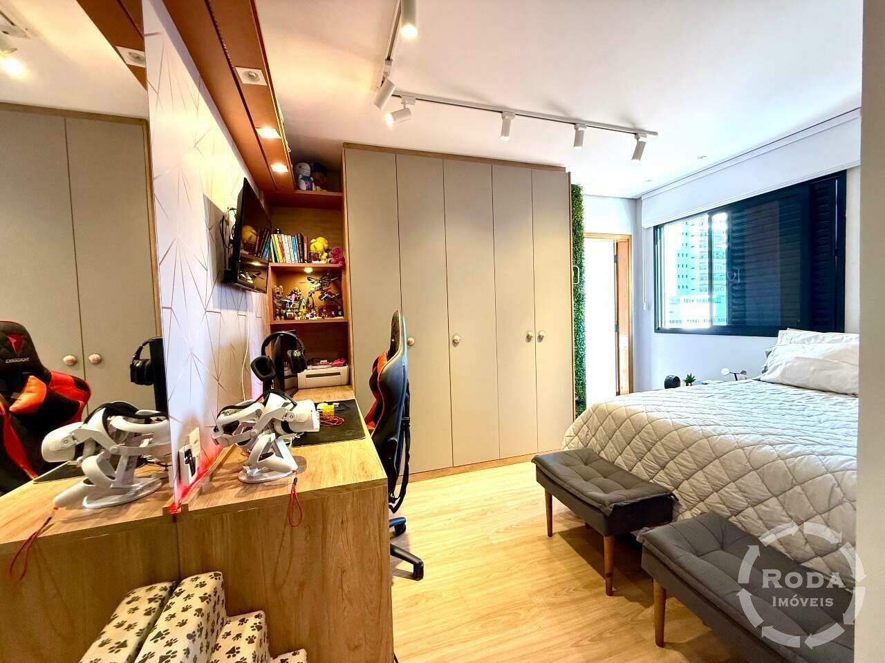 Apartamento à venda no Ponta da Praia: 