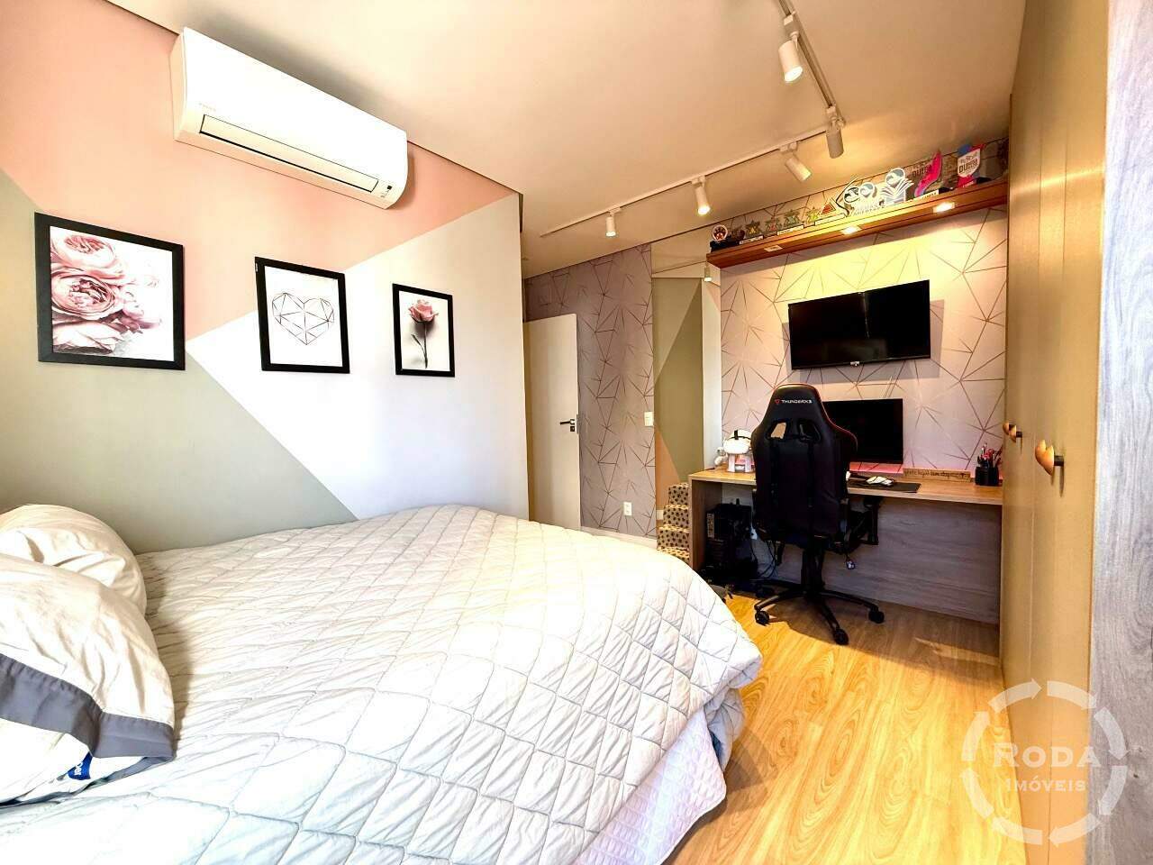 Apartamento à venda no Ponta da Praia: 