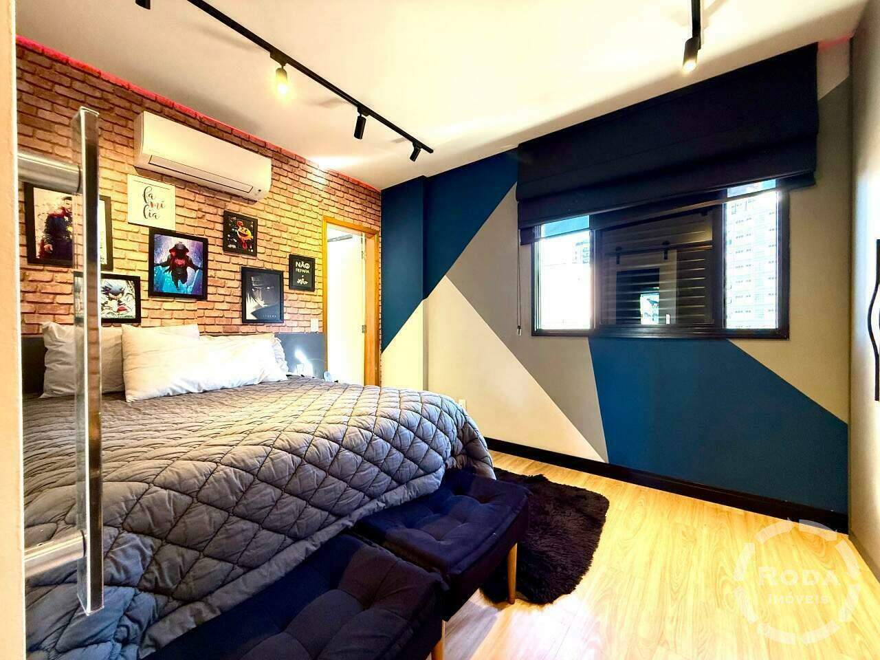 Apartamento à venda no Ponta da Praia: 