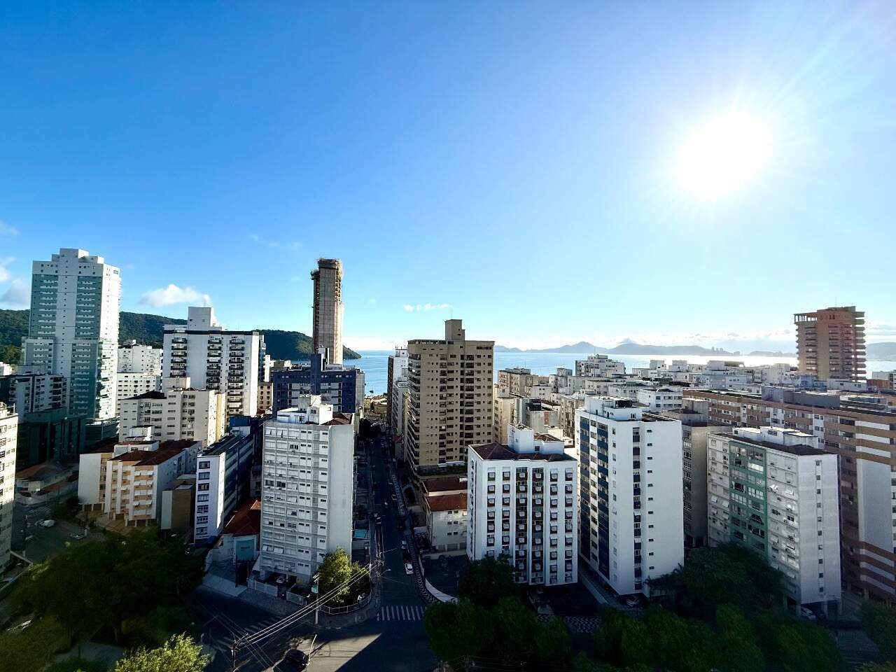 Apartamento à venda no Ponta da Praia: 