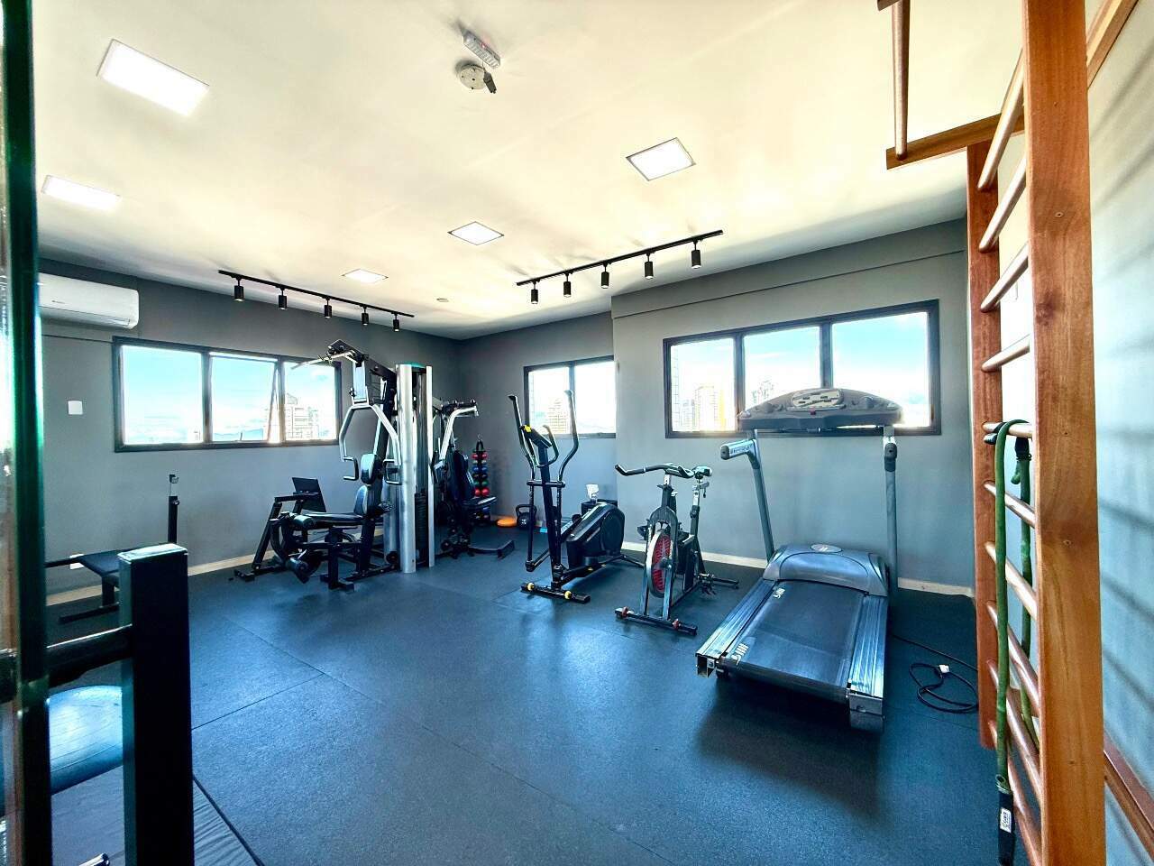 Apartamento à venda no Ponta da Praia: 