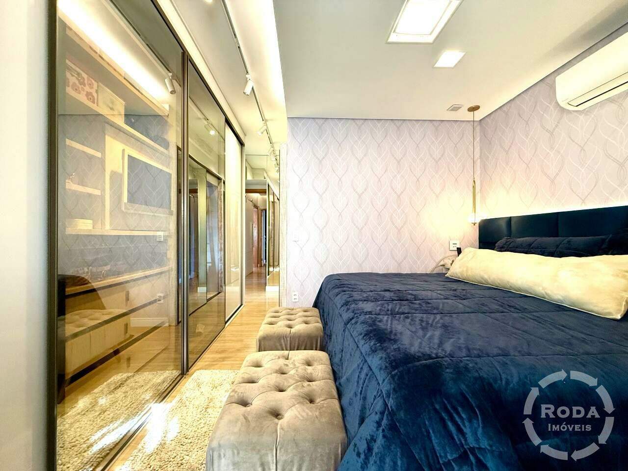 Apartamento à venda no Ponta da Praia: 