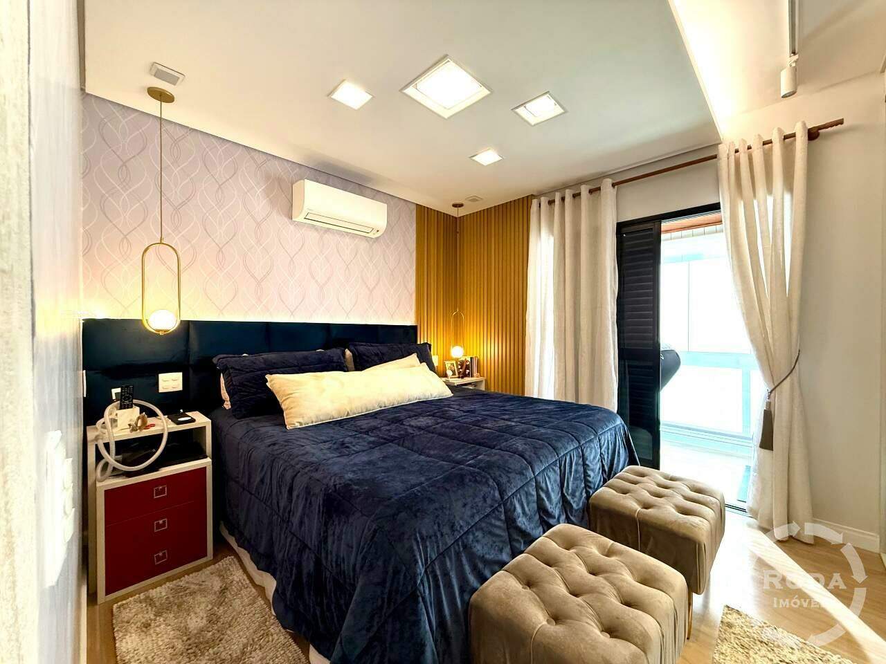 Apartamento à venda no Ponta da Praia: 