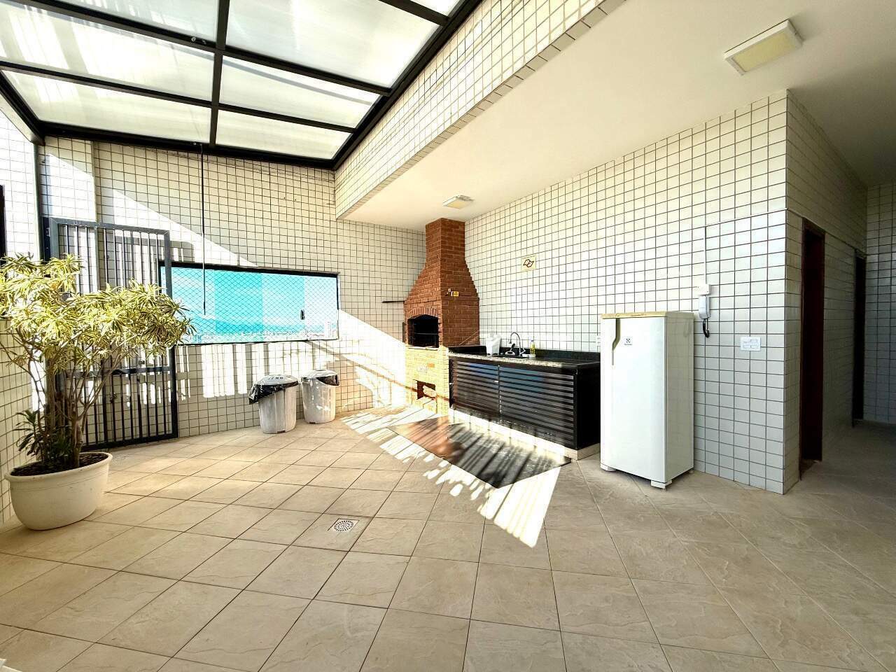Apartamento à venda no Ponta da Praia: 