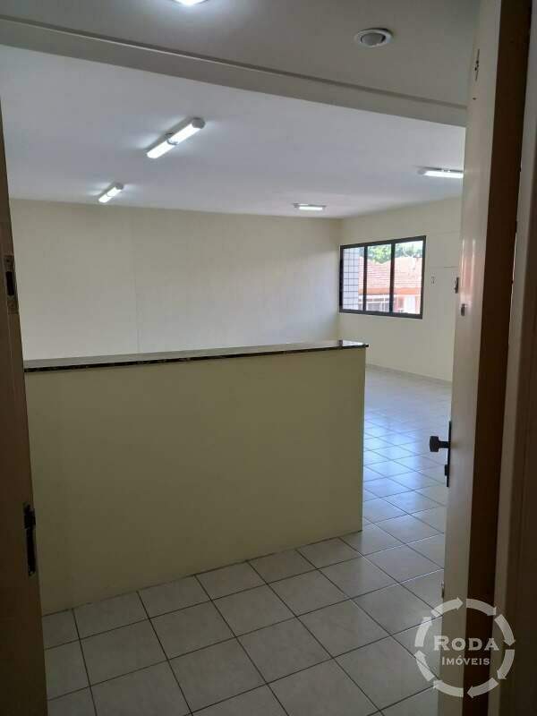 Sala à venda no Vila Mathias: 