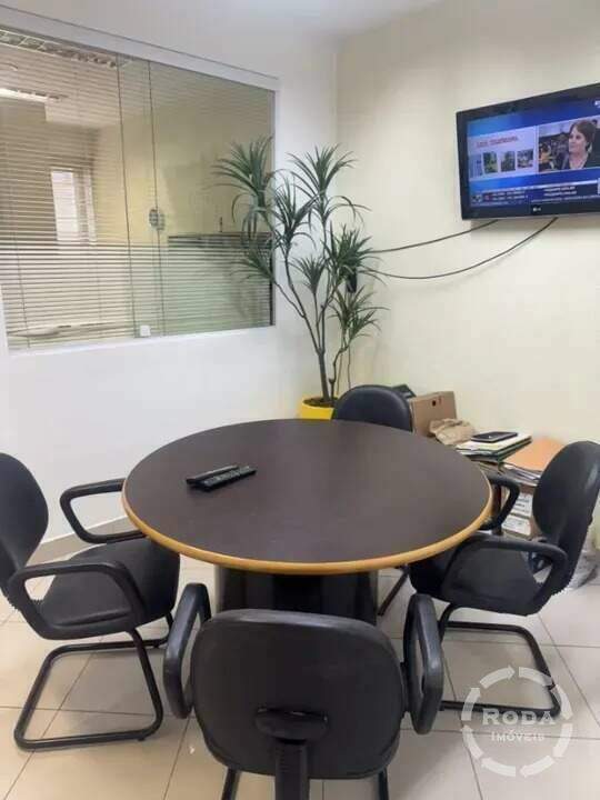 Sala à venda no Aparecida: 