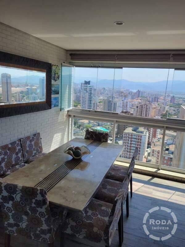 Apartamento à venda no Ponta da Praia: 