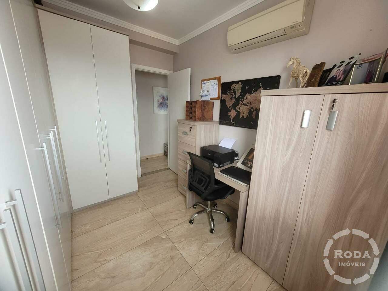 Apartamento à venda no Ponta da Praia: 