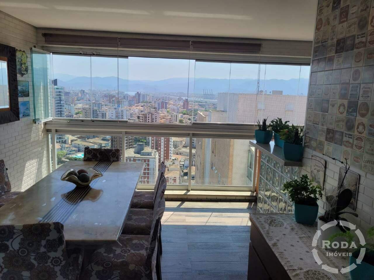 Apartamento à venda no Ponta da Praia: 