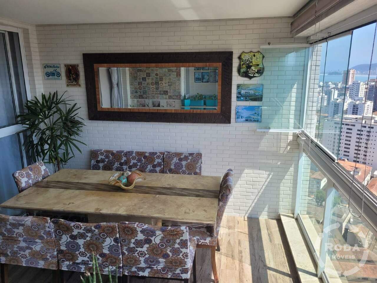 Apartamento à venda no Ponta da Praia: 