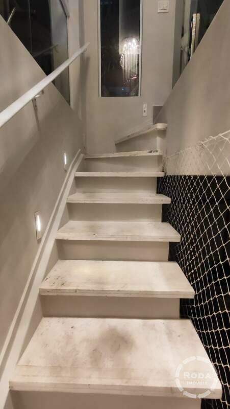 Cobertura Duplex à venda no Ponta da Praia: 