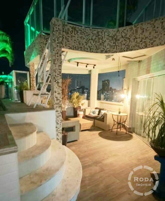 Cobertura Duplex à venda no Ponta da Praia: 