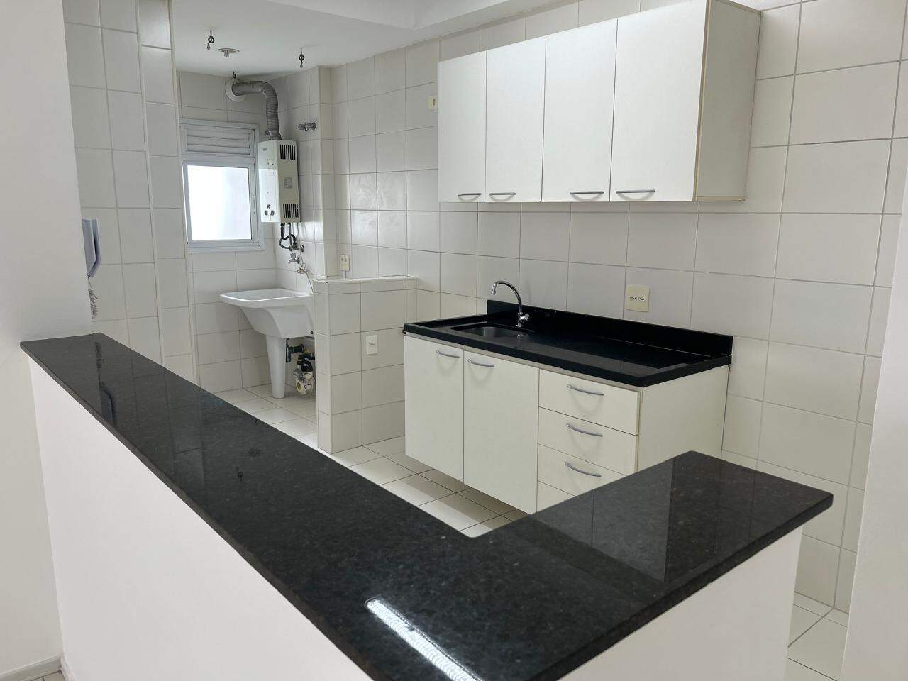 Apartamento para aluguel no Ponta da Praia: 