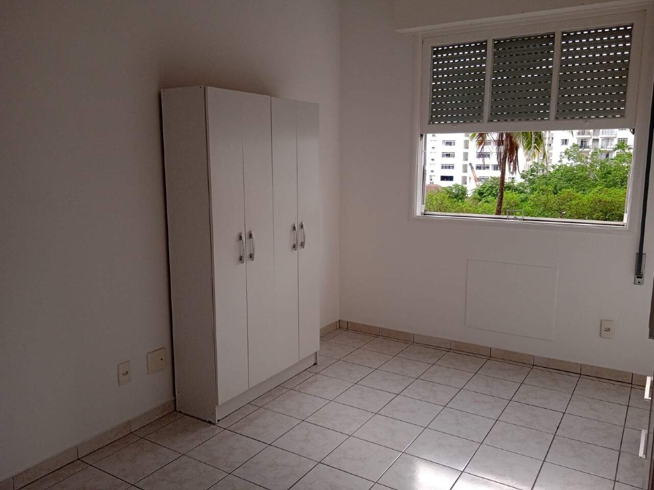 Apartamento para aluguel no Embaré: 