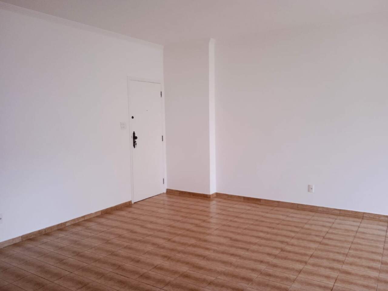 Apartamento para aluguel no Embaré: 