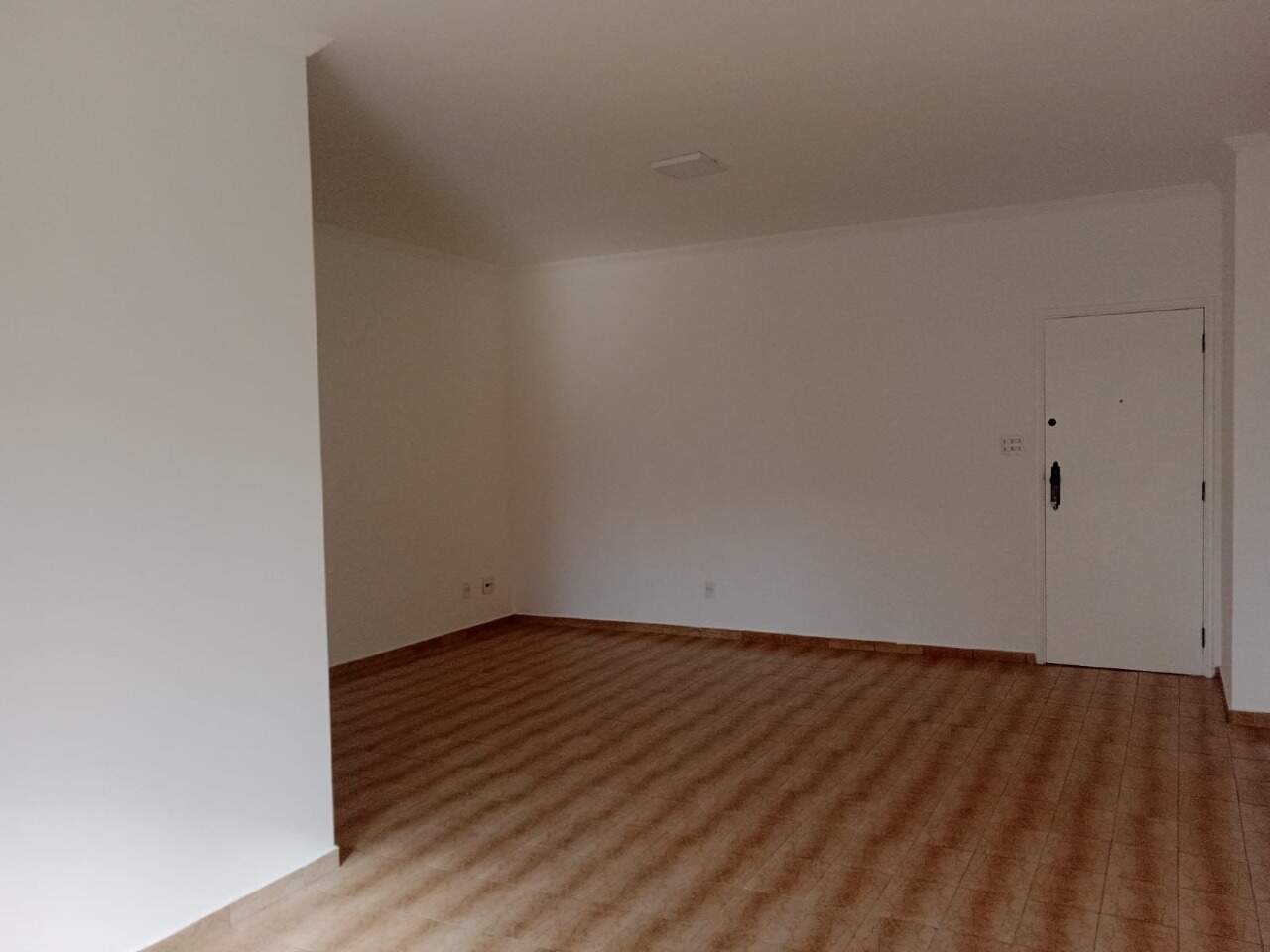 Apartamento para aluguel no Embaré: 