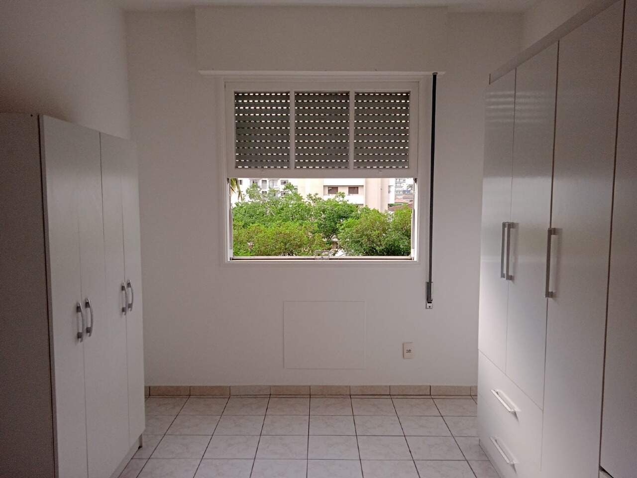 Apartamento para aluguel no Embaré: 